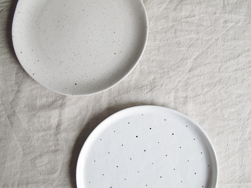 diy dotty plate | designoform.com